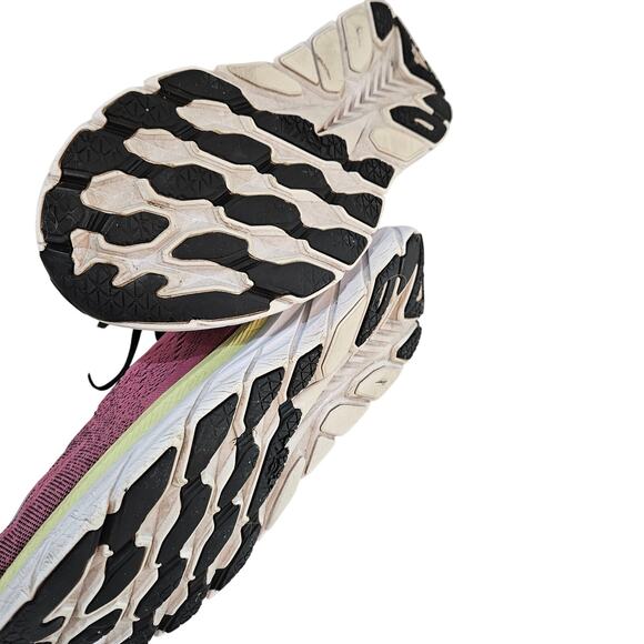 Women's Hoka Clifton 8, Size 8 1/2 - Picture 6 of 10